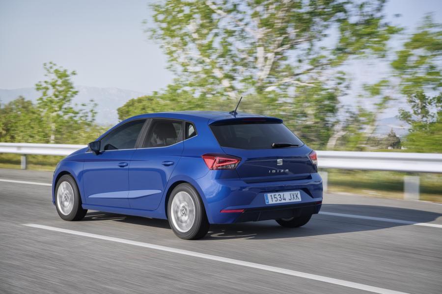  Seat Ibiza 2017 года  (WW) (фото 12 из 40)